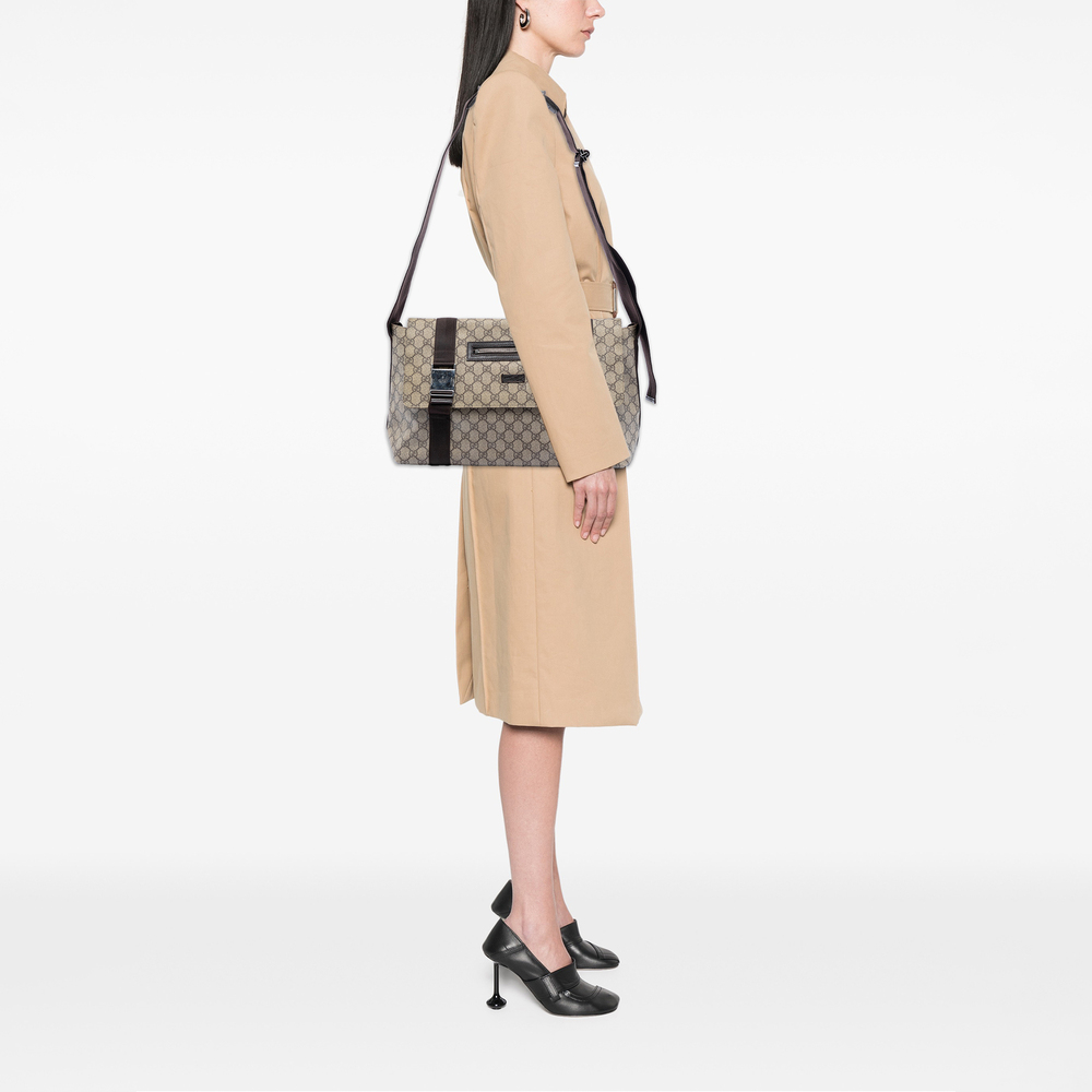 Pre-Loved Gucci GG Supreme Crossbody - Picture 7 of 7